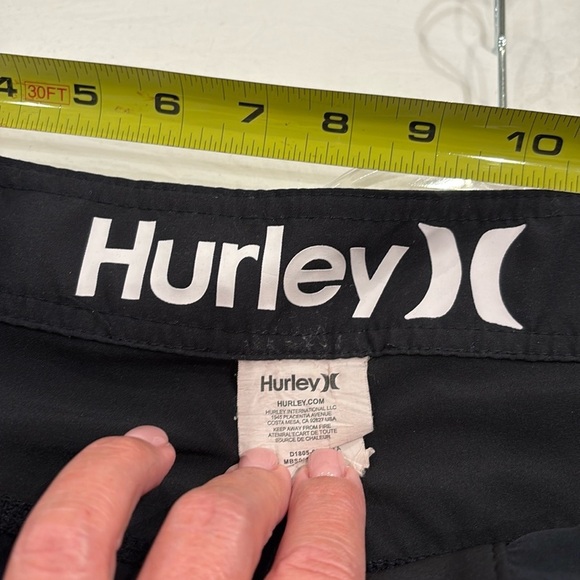 Hurley Men’s Board Shorts. - Picture 4 of 7
